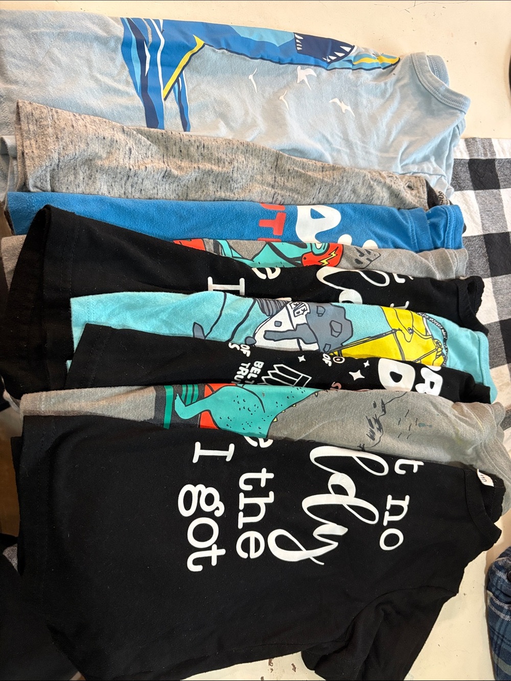 Boys 4T shirts bundle